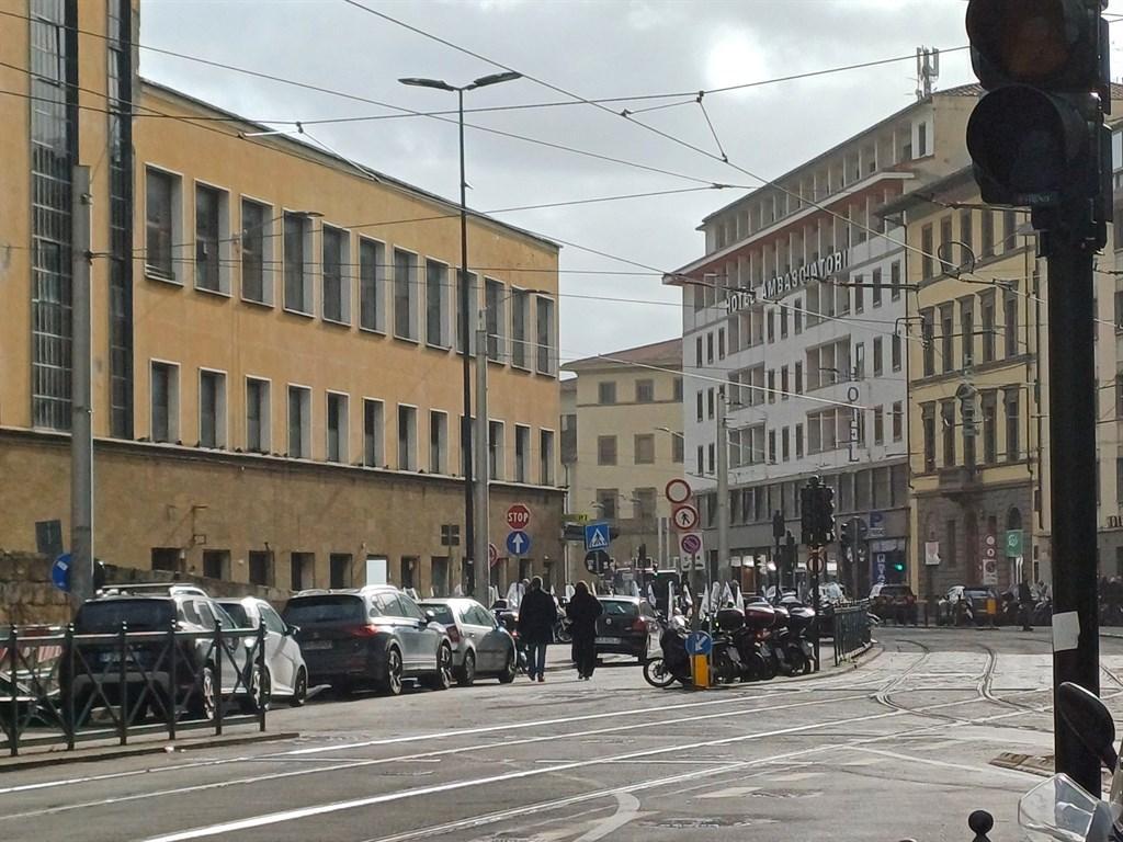 Affitto Negozio, Firenze foto