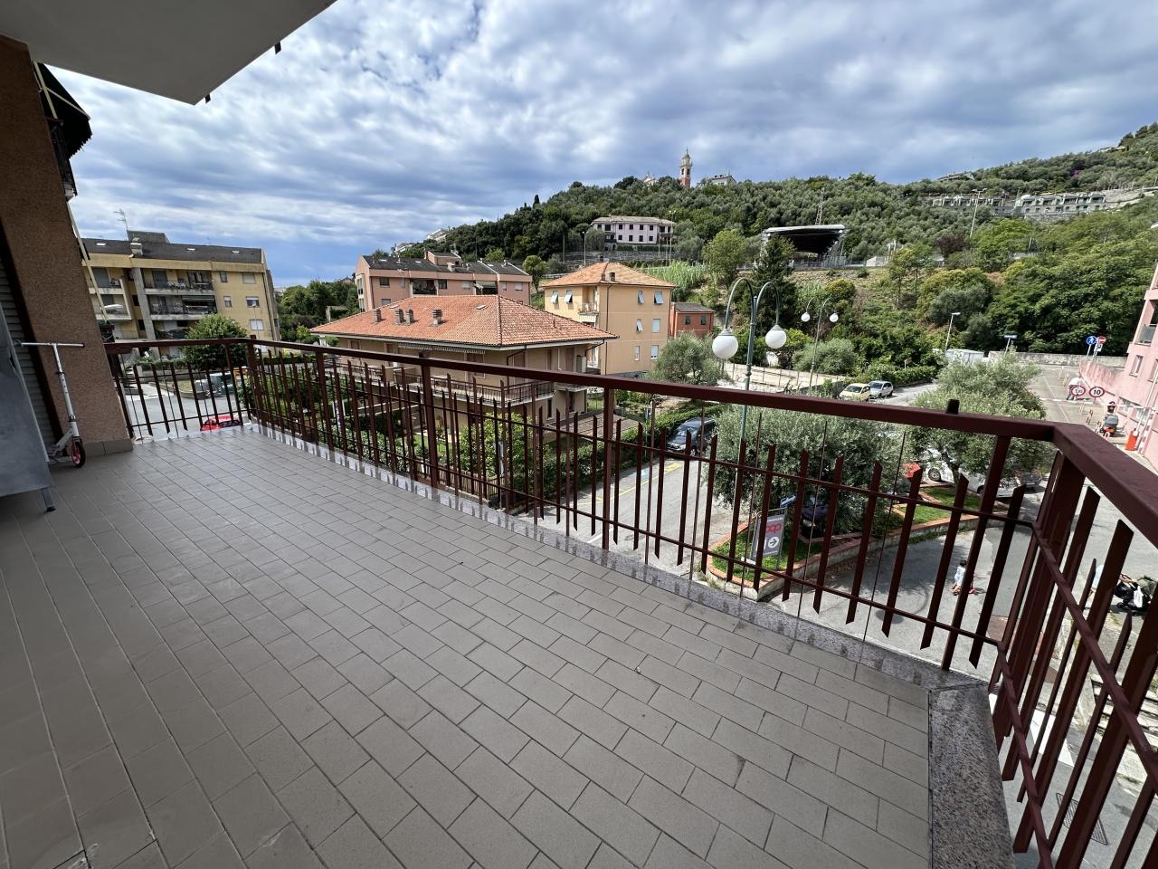 Vendita Pentavani, Chiavari foto