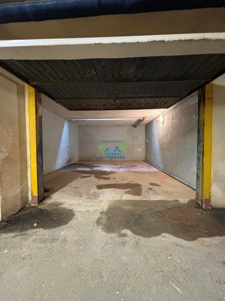 Vendita Monovano, Andora foto