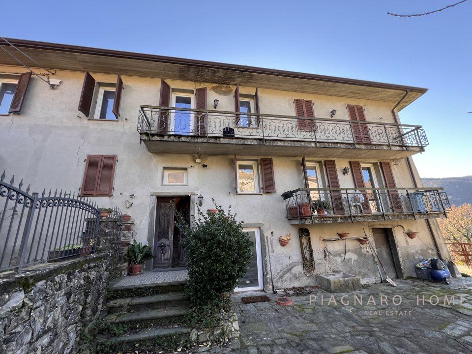 Vendita Camere e stanze in affitto, Tresana foto
