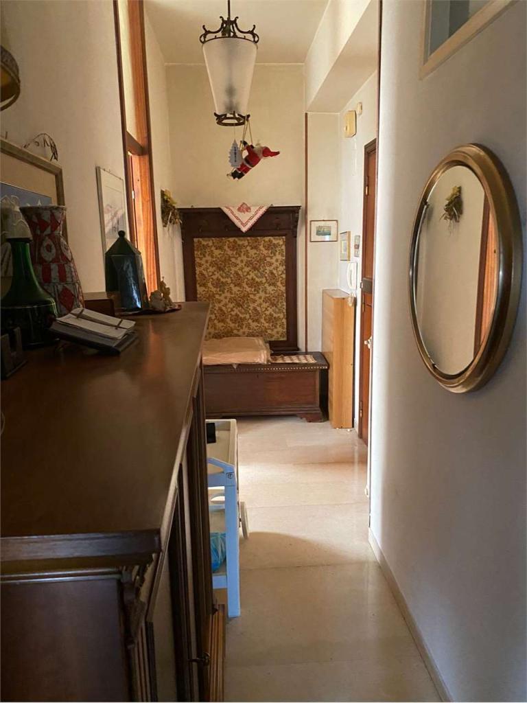 Vendita vendita, Pesaro foto