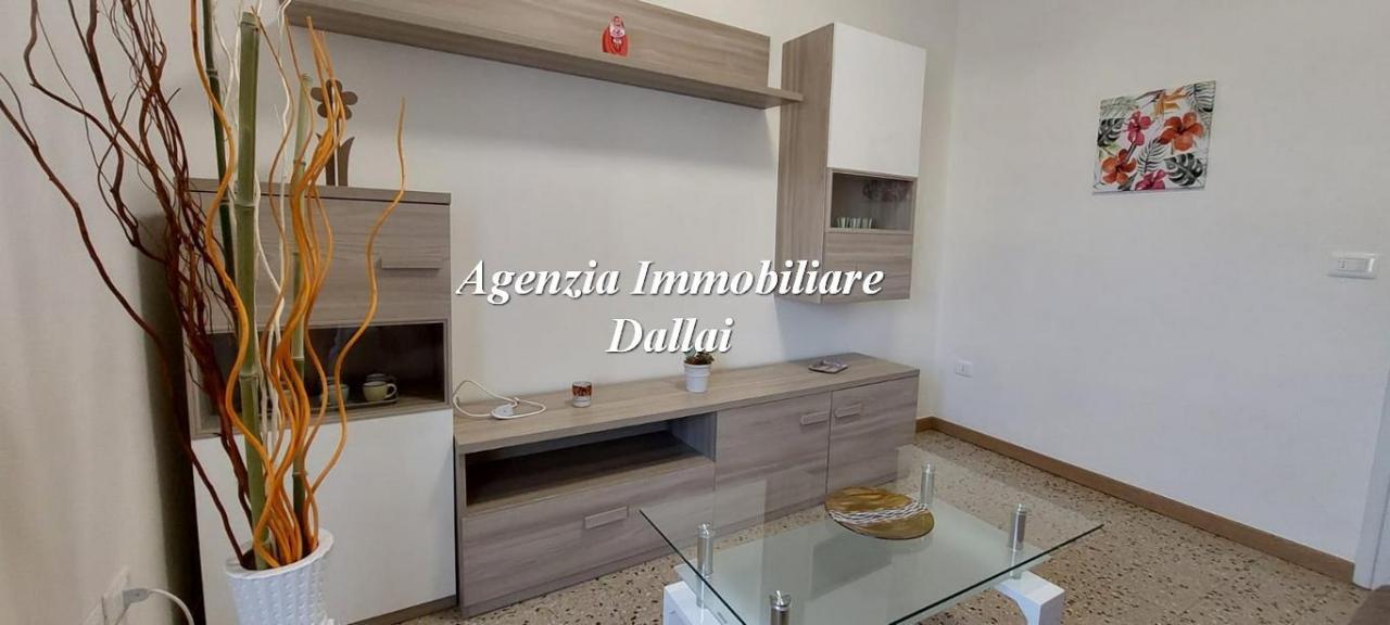Affitto Appartamento, Fiesole foto