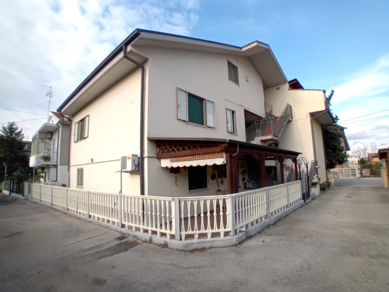 Vendita Multivani, Chieti foto