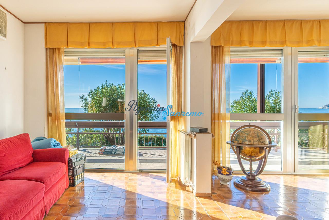 Vendita Quadrivani, Sanremo foto