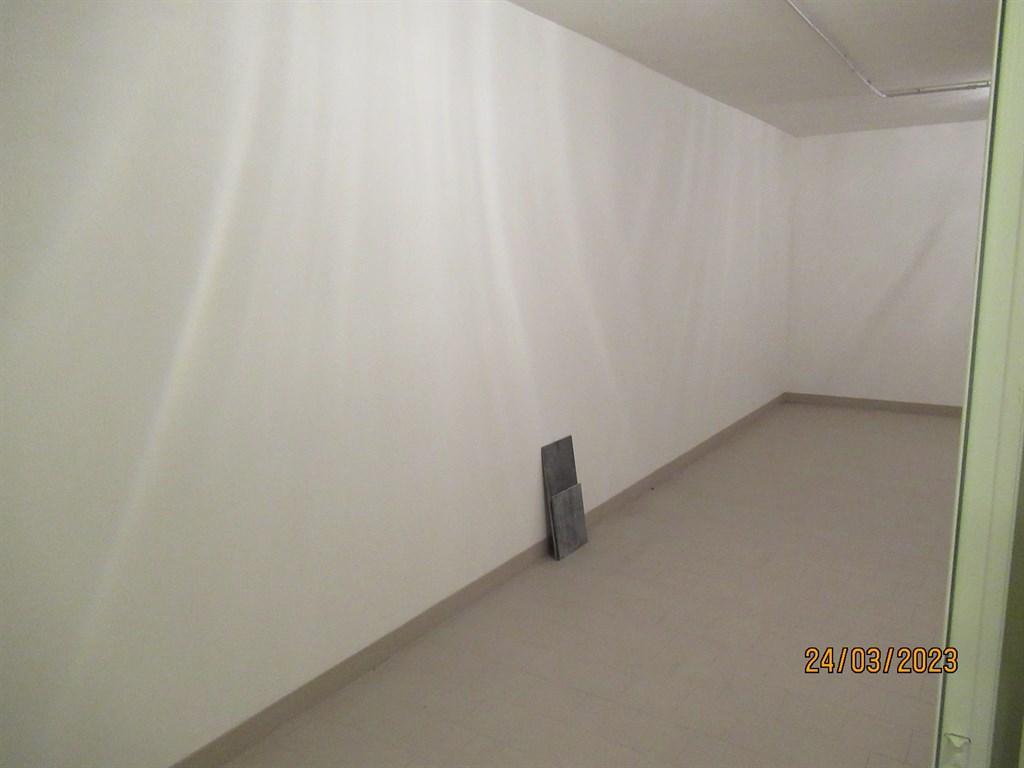 Vendita Magazzino, Trento foto