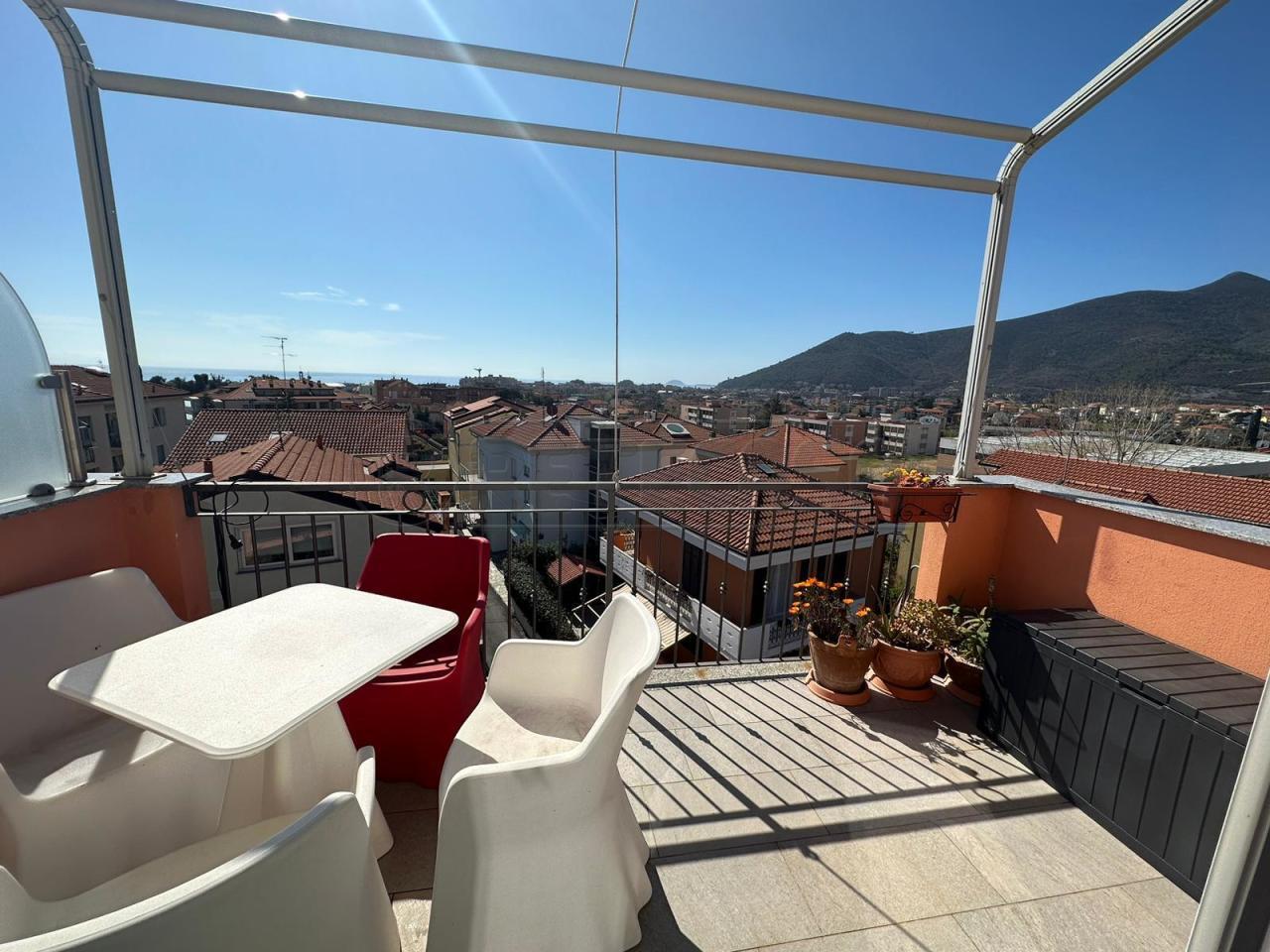 Affitto Bivani, Loano Affitto Bivani, Loano foto