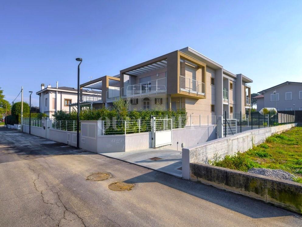 Vendita Trivani, Moniga del Garda foto