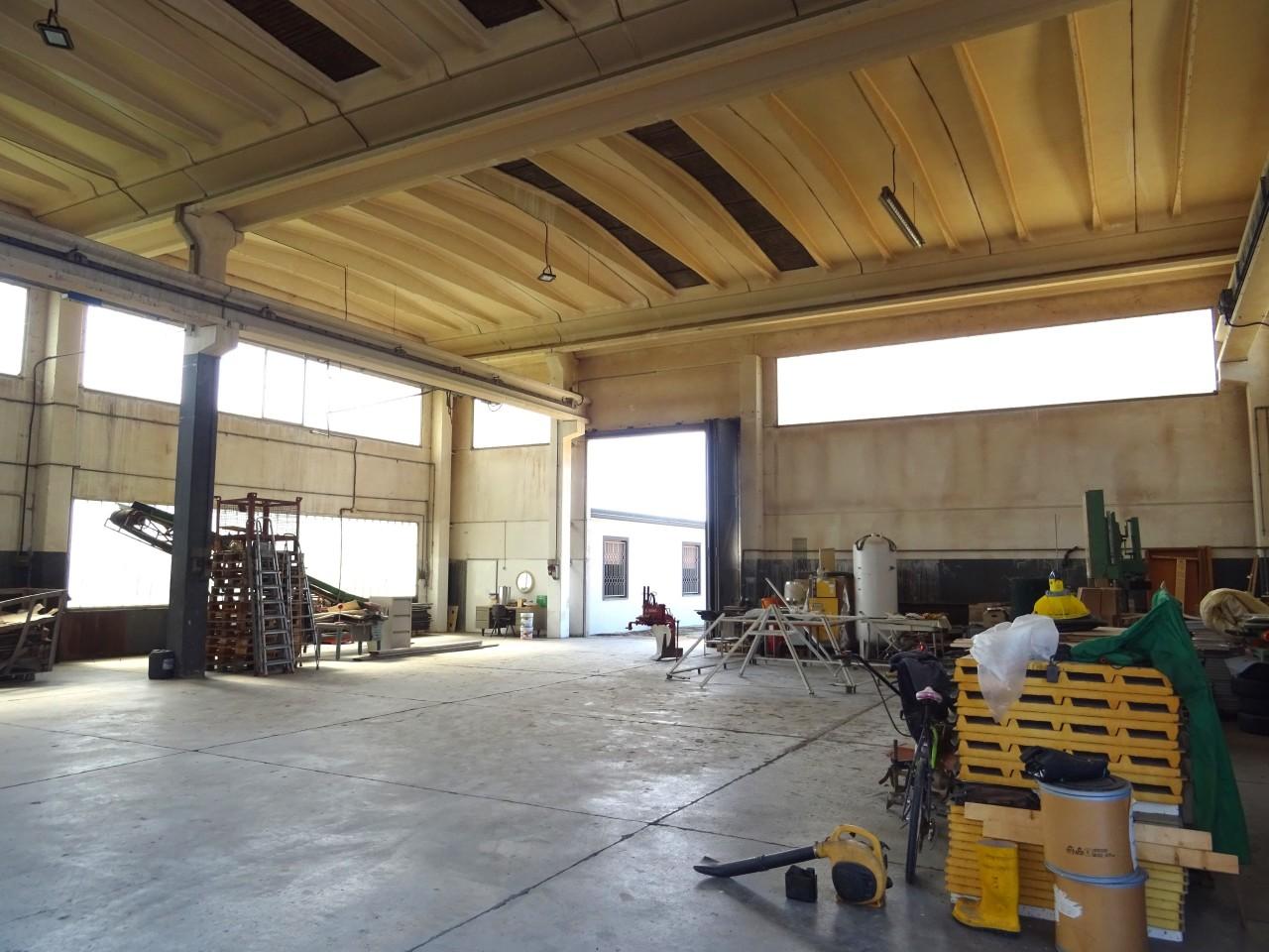 Vendita Industriale, Corinaldo foto