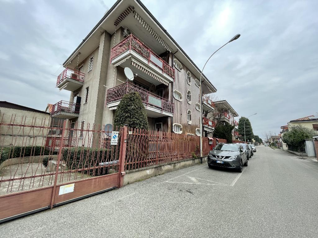 Vendita Box, Vittuone Vendita Box, Vittuone foto