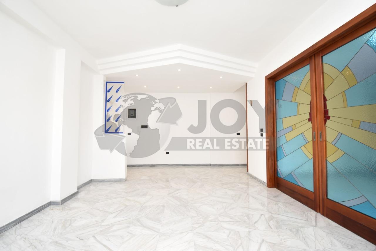 Vendita Eptavani, Brindisi foto