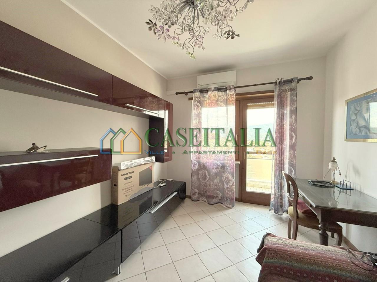 Affitto Trivani, Banchette Affitto Trivani, Banchette foto