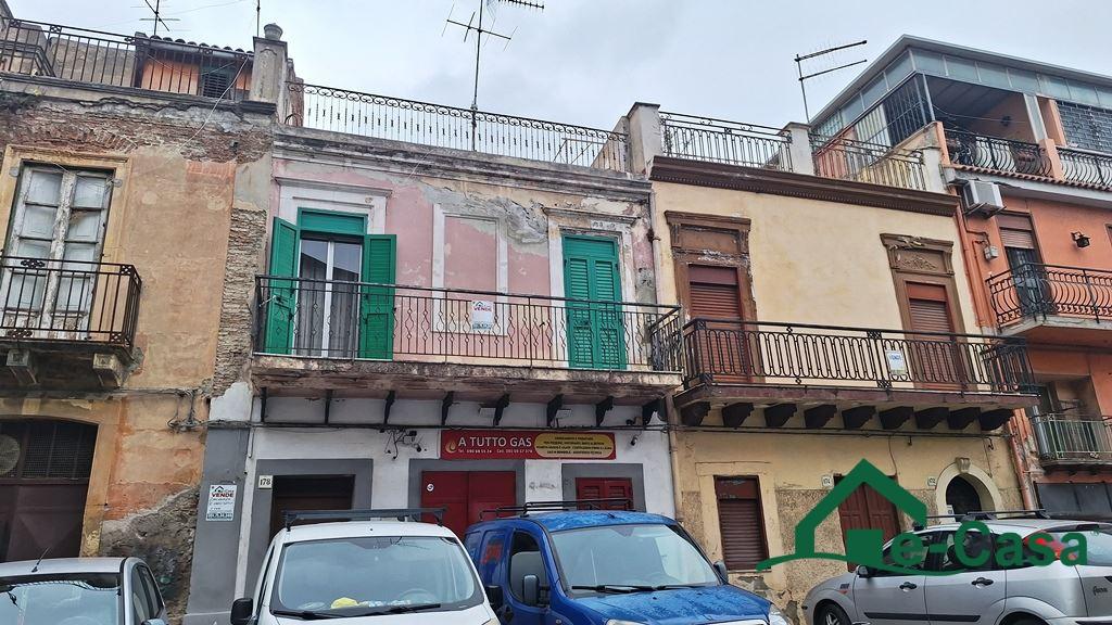 Vendita Trivani, Messina foto