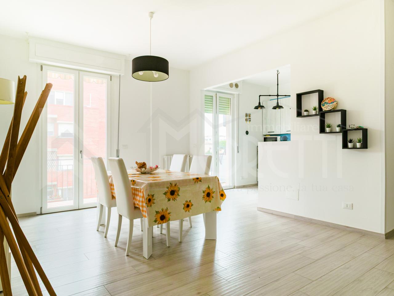 Vendita Quadrivani, Livorno foto