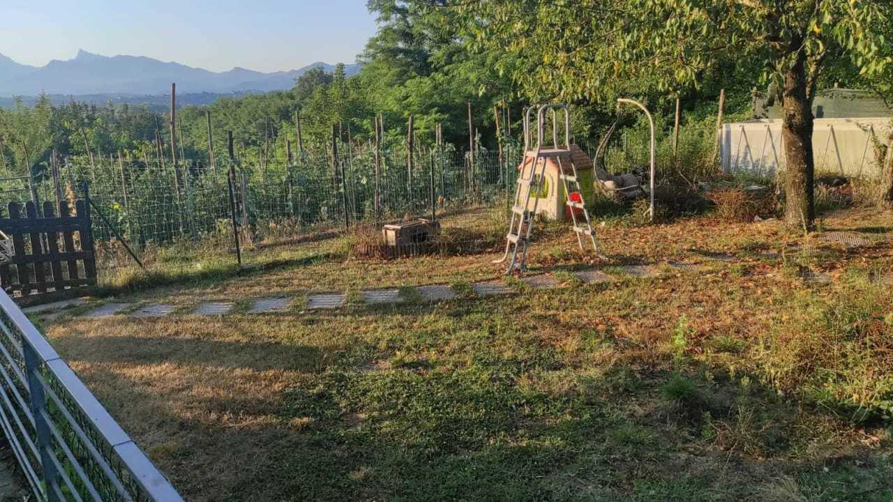 Vendita Esavani, Tresana foto