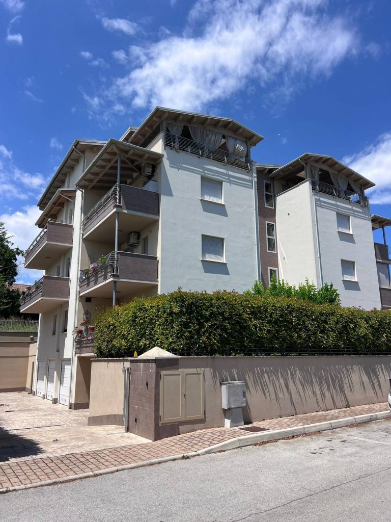 Vendita Appartamento, Rosciano foto