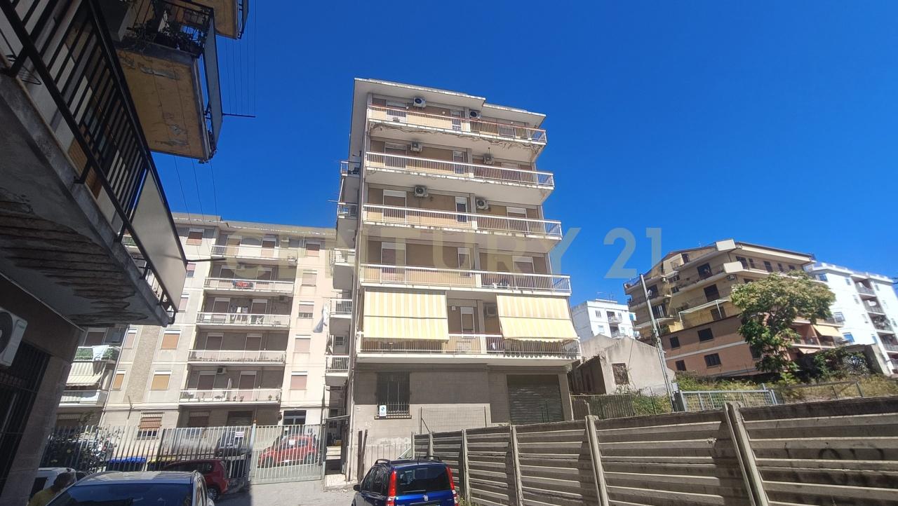 Vendita Pentavani, Messina foto