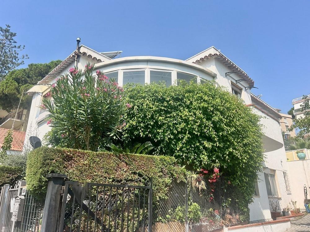 Vendita Pentavani, Sanremo foto