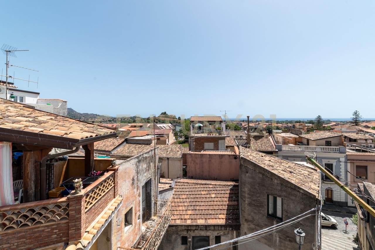 Vendita Quadrivani, Calatabiano foto