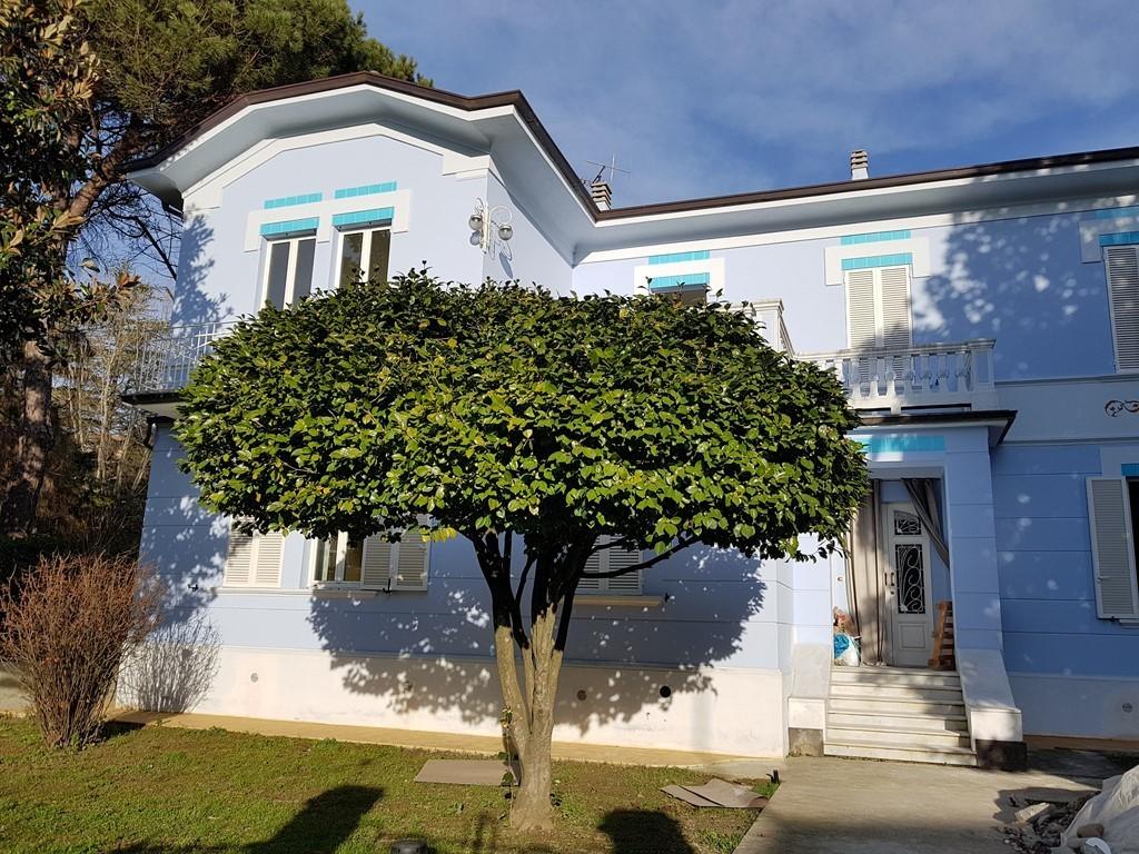 Affitto Multivani, Villafranca in Lunigiana Affitto Multivani, Villafranca in Lunigiana foto