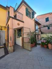 Vendita Casa Semindipendente, Sarzana