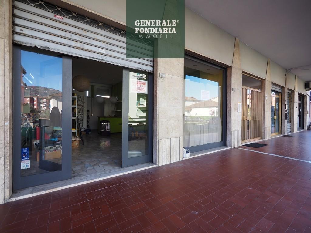 Vendita Negozio, Bolano Vendita Negozio, Bolano foto