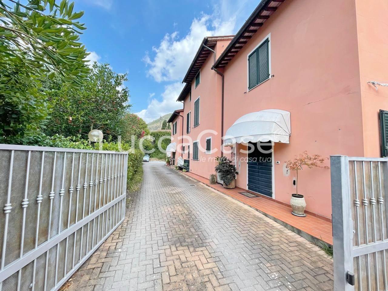 Vendita Appartamento, Lucca foto