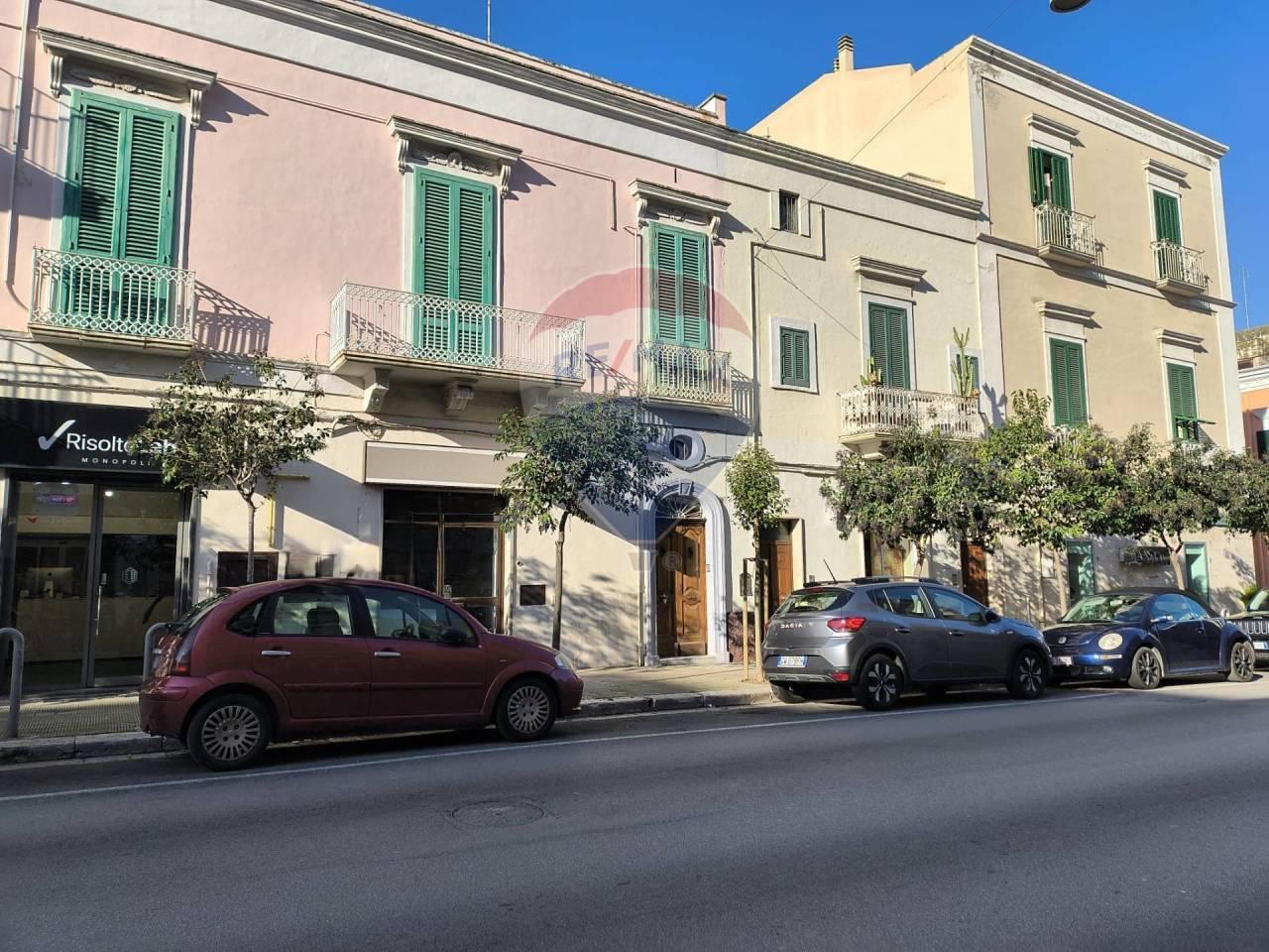Rent Business premises, Monopoli foto