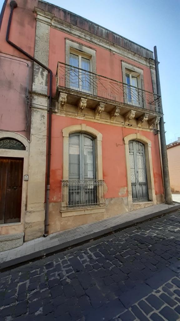Vendita Quadrivani, Palazzolo Acreide foto