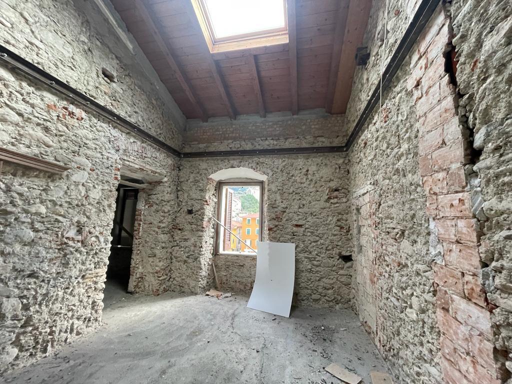 Vendita Esavani, Massa Vendita Esavani, Massa foto