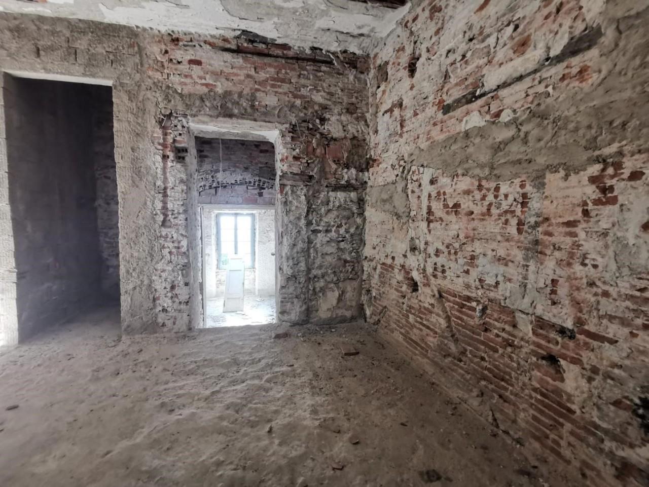 Vendita Pentavani, Massa foto