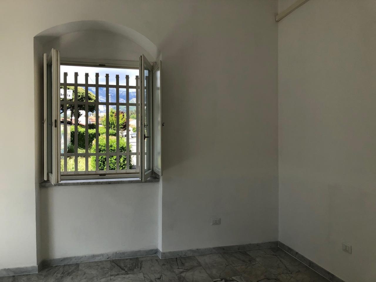 Affitto Monovano, Carrara foto