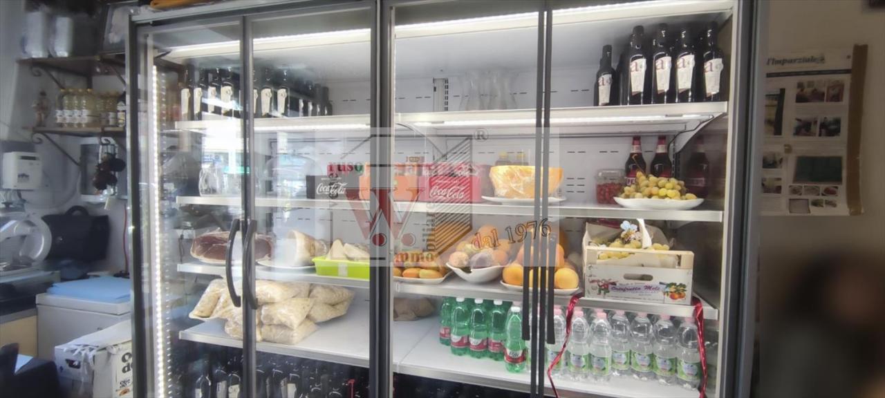 Vendita Attività commerciale, Napoli foto