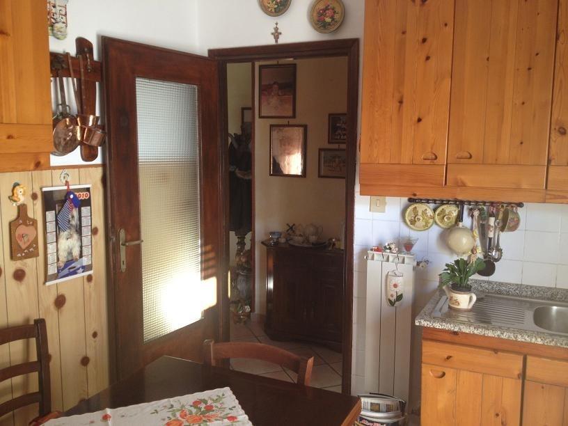 Vendita Quadrivani, Calci foto