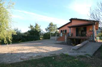 Vendita Pentavani, Ricco del Golfo di Spezia