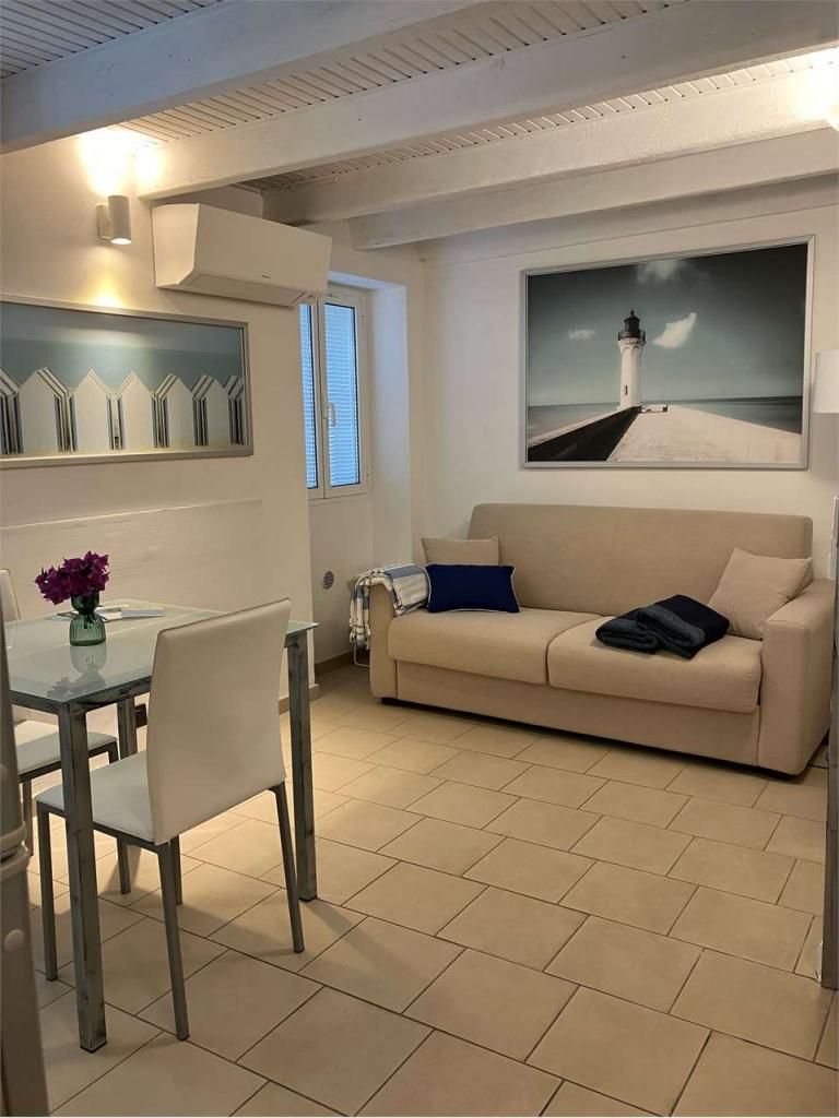Vendita vendita, Diano Marina foto
