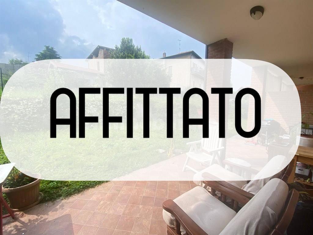 Affitto Villa a schiera, Azzate foto