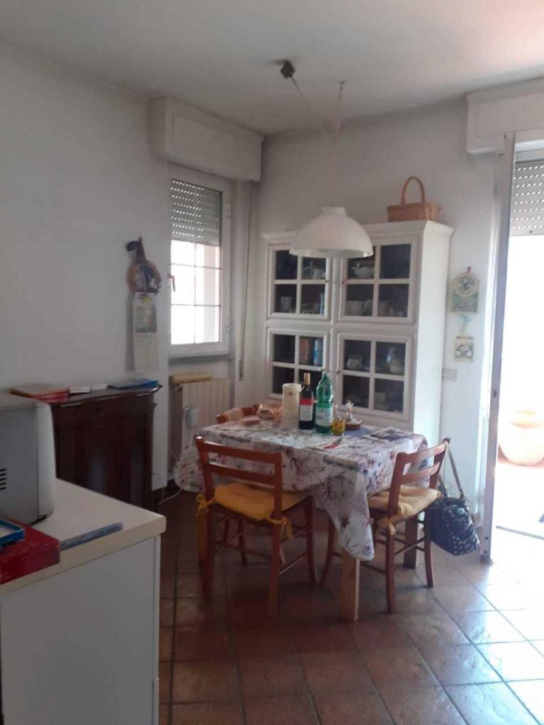 Vendita Esavani, Carrara foto