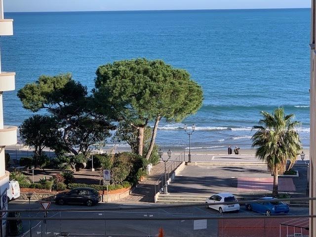 Vendita Pentavani, Alassio Vendita Pentavani, Alassio foto