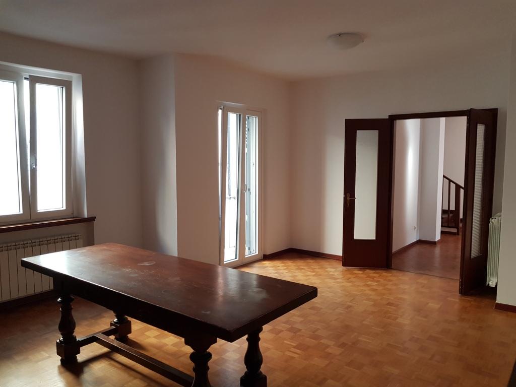 Affitto Appartamento, Gorizia foto