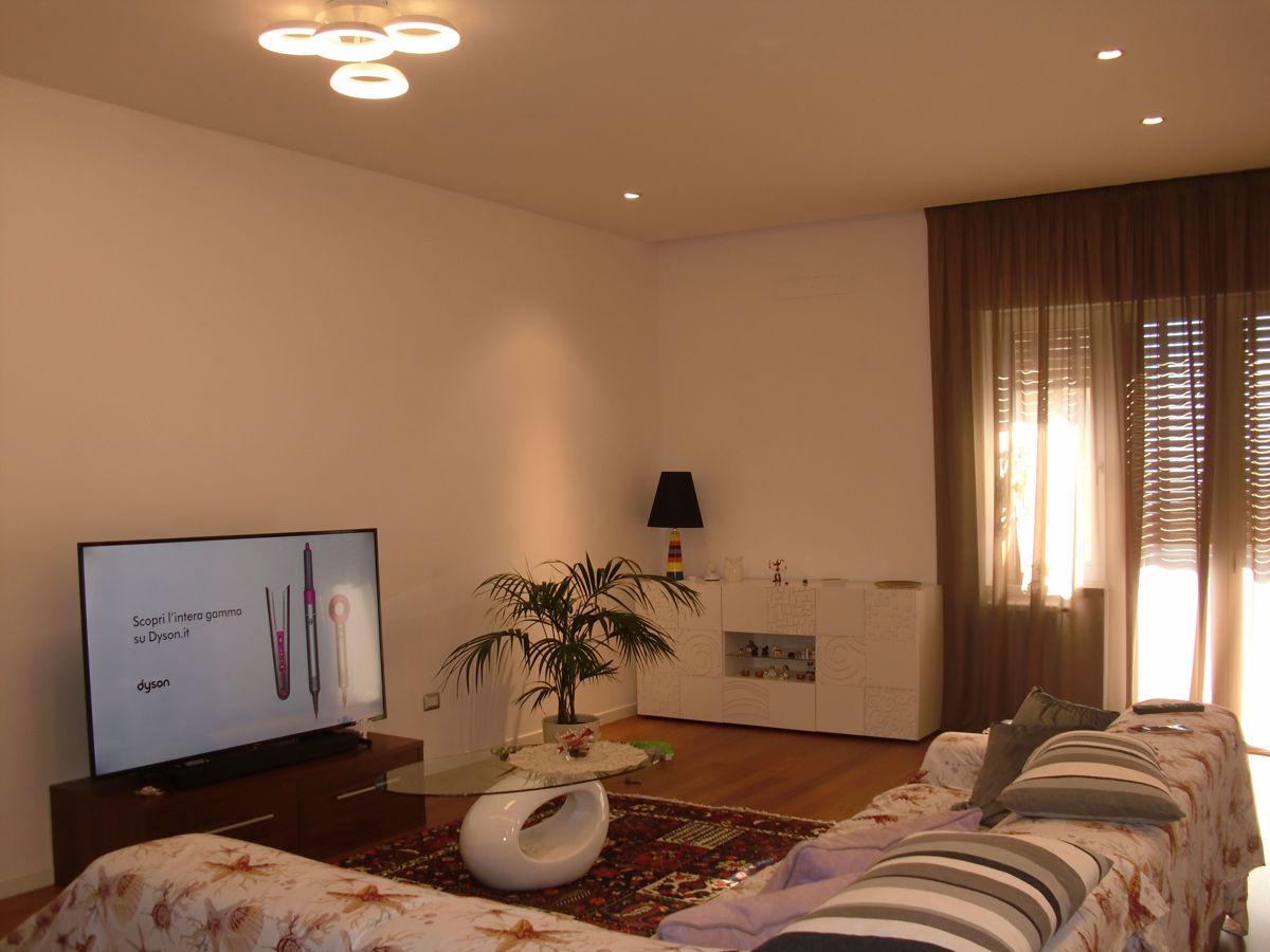 Vendita Appartamento, Torre Orsaia foto