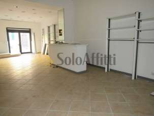 Affitto 1 vetrina, Frascati Affitto 1 vetrina, Frascati
