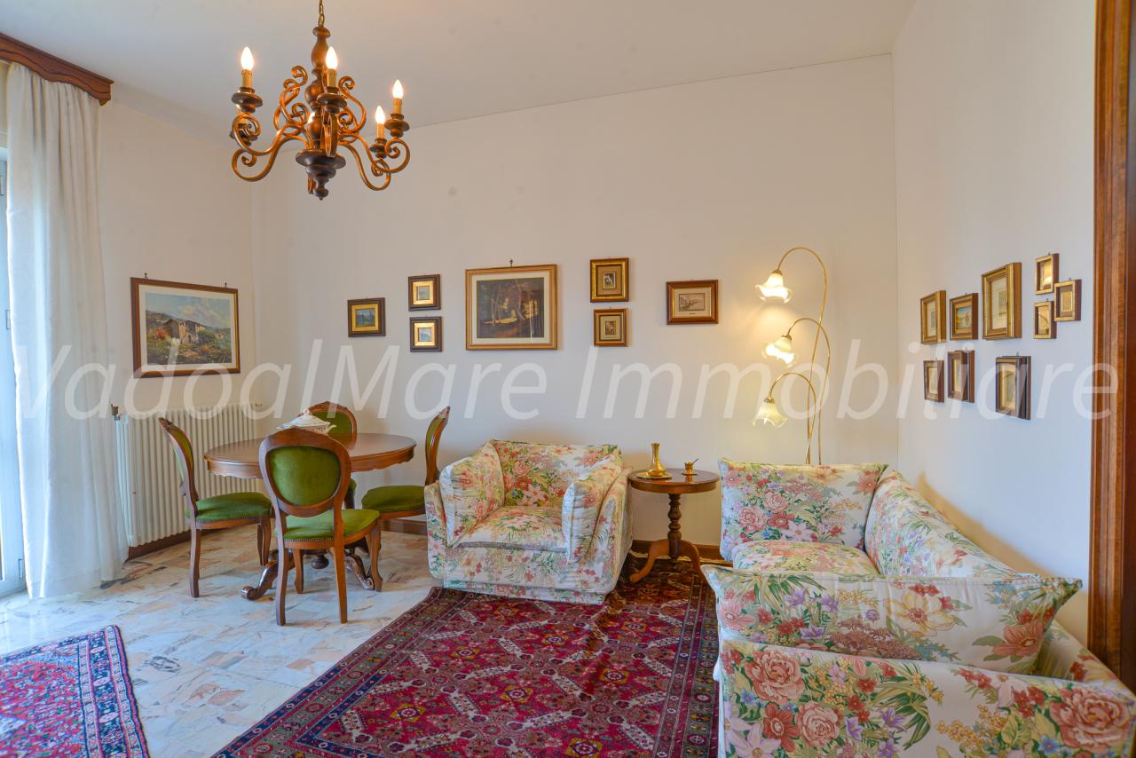 Vendita Quadrivani, Millesimo foto