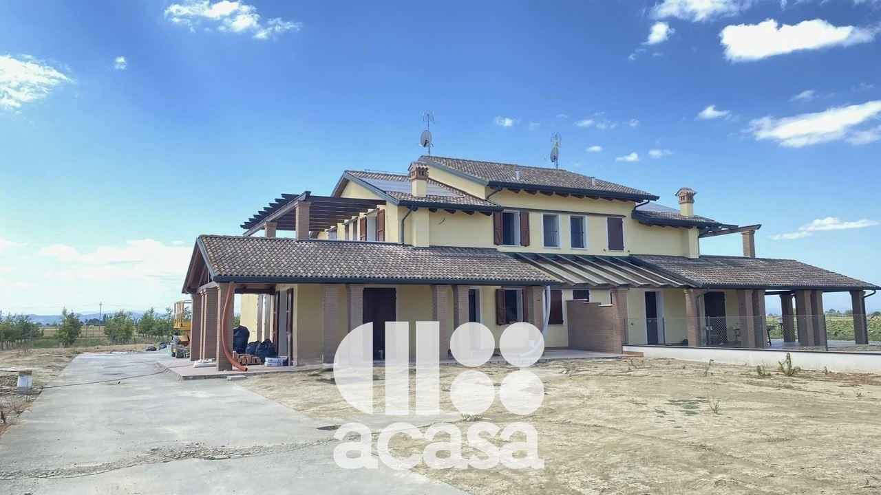 Vendita Villa bifamiliare, Cesena foto