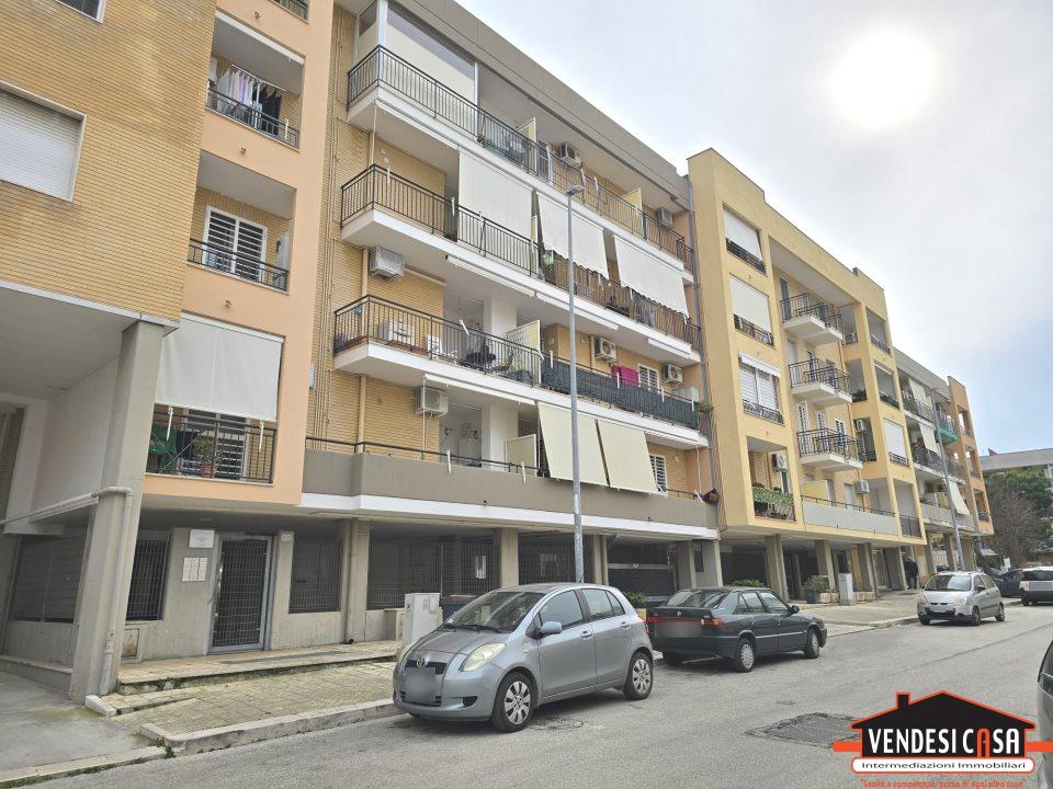 Vendita Trivani, Valenzano foto