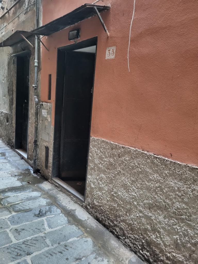 Vendita Bivani, Genova foto