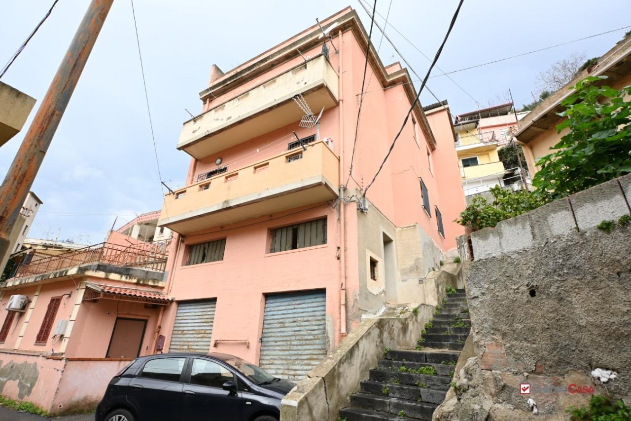 Vendita Quadrivani, Messina foto