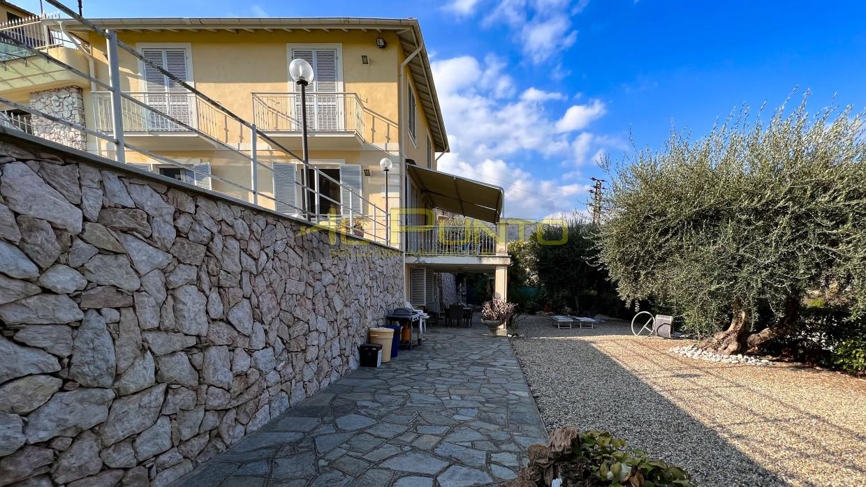 Vendita Quadrivani, Sanremo foto
