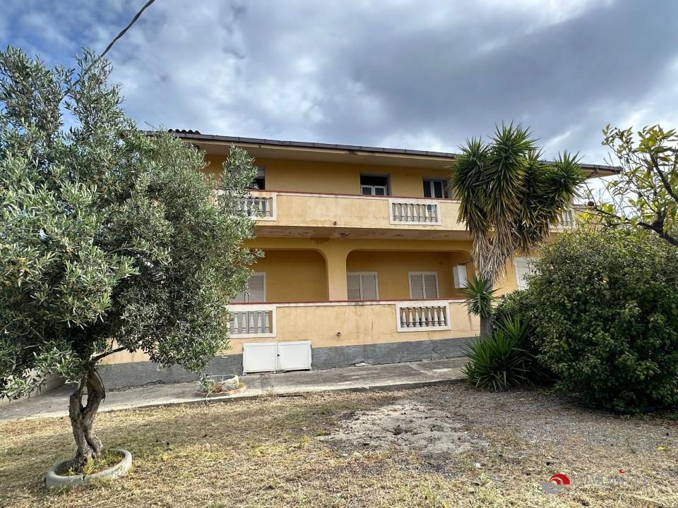 Vendita Pentavani, Montebello Ionico foto