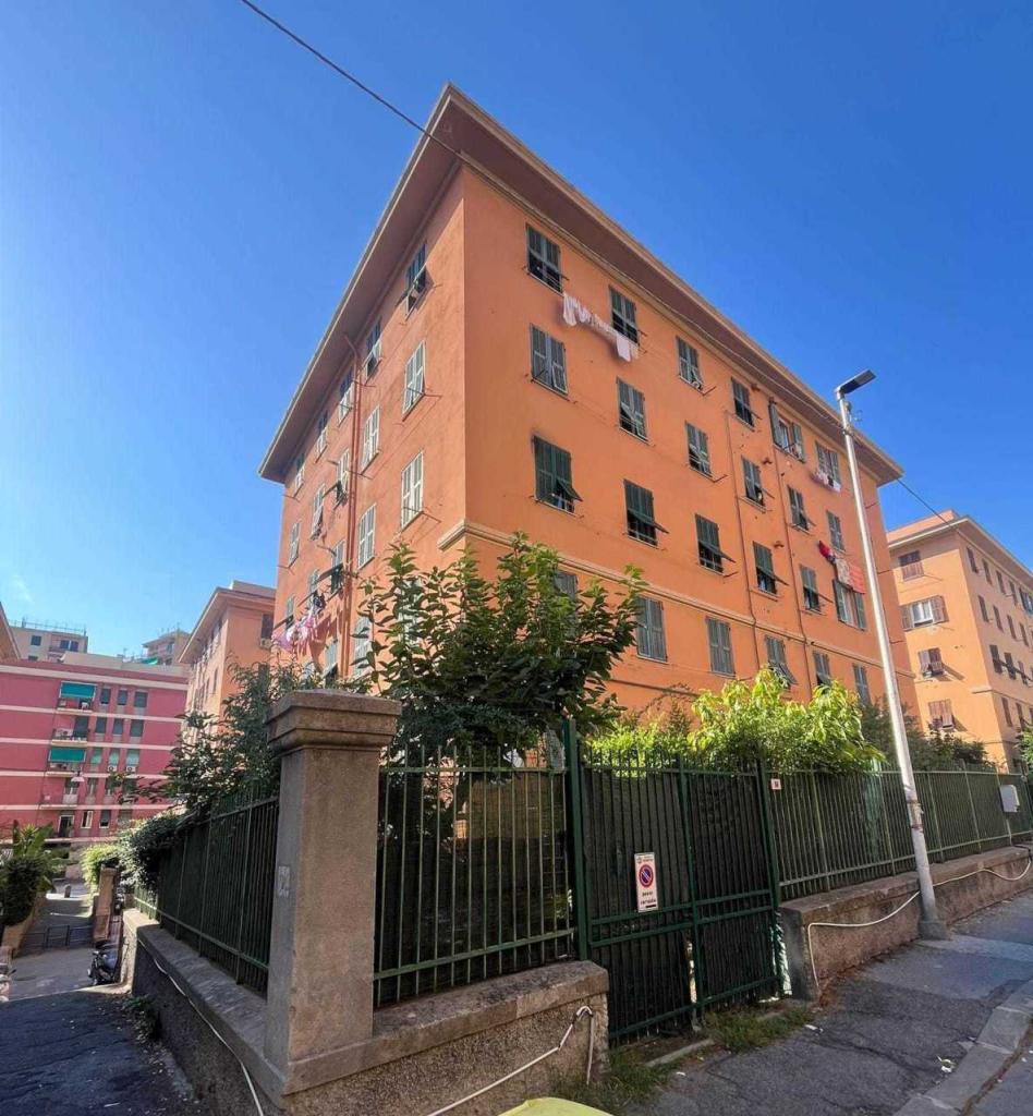 Vendita Quadrivani, Genova foto