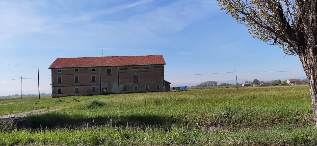 Sale Multivani, Cadelbosco di Sopra foto